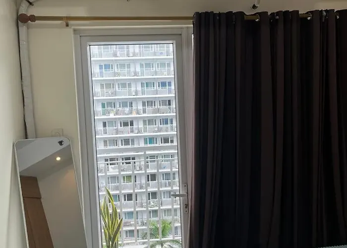 Moa Staycation Condotel Pasay Hotel