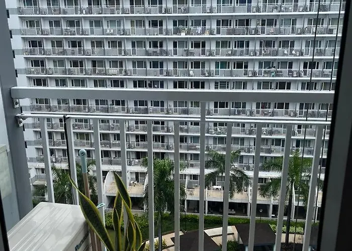 Moa Staycation Condotel Pasay